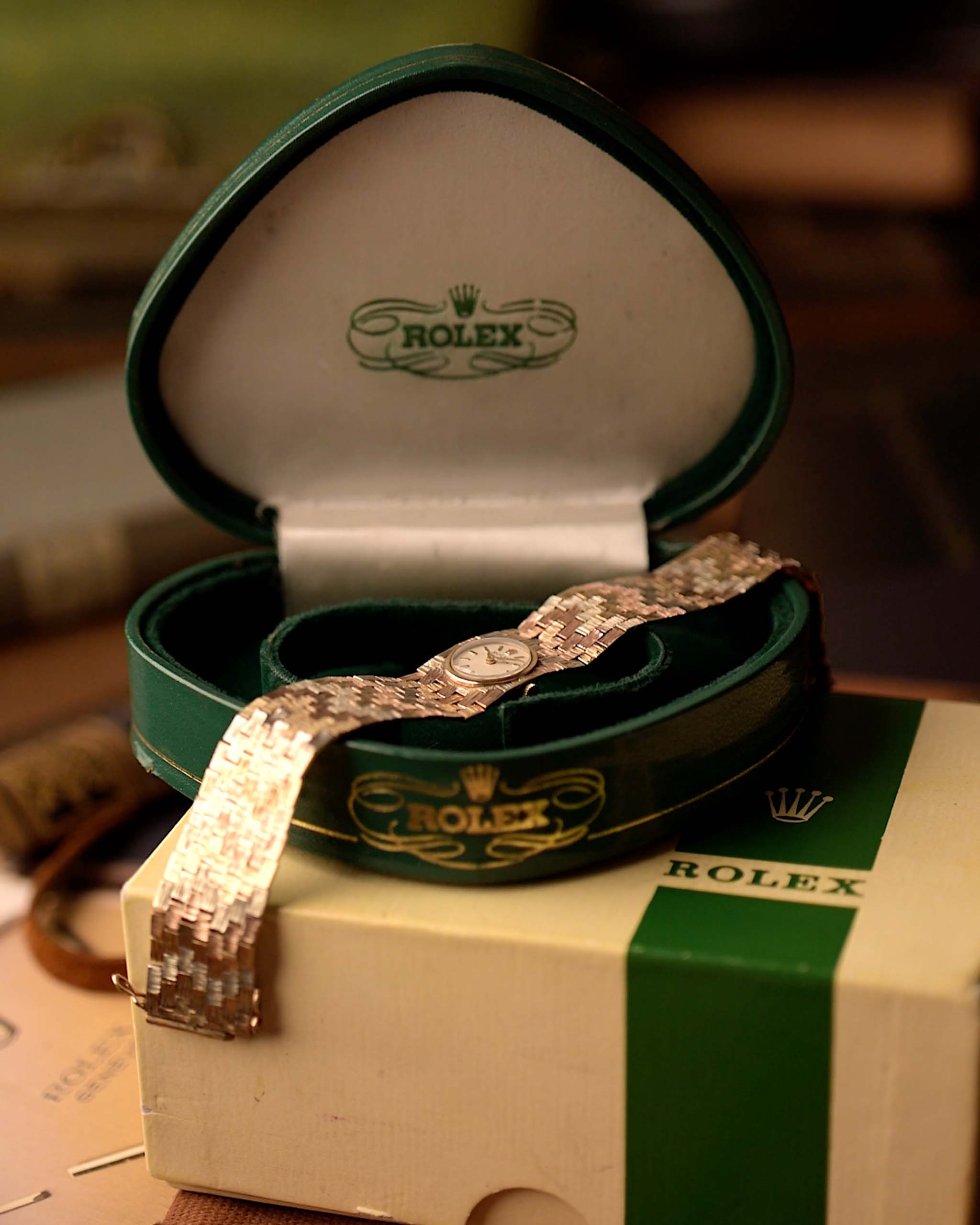 Royal UNIQUE &  Rare 1990s Silver Cocktail (Mysterious Unisex Watch)