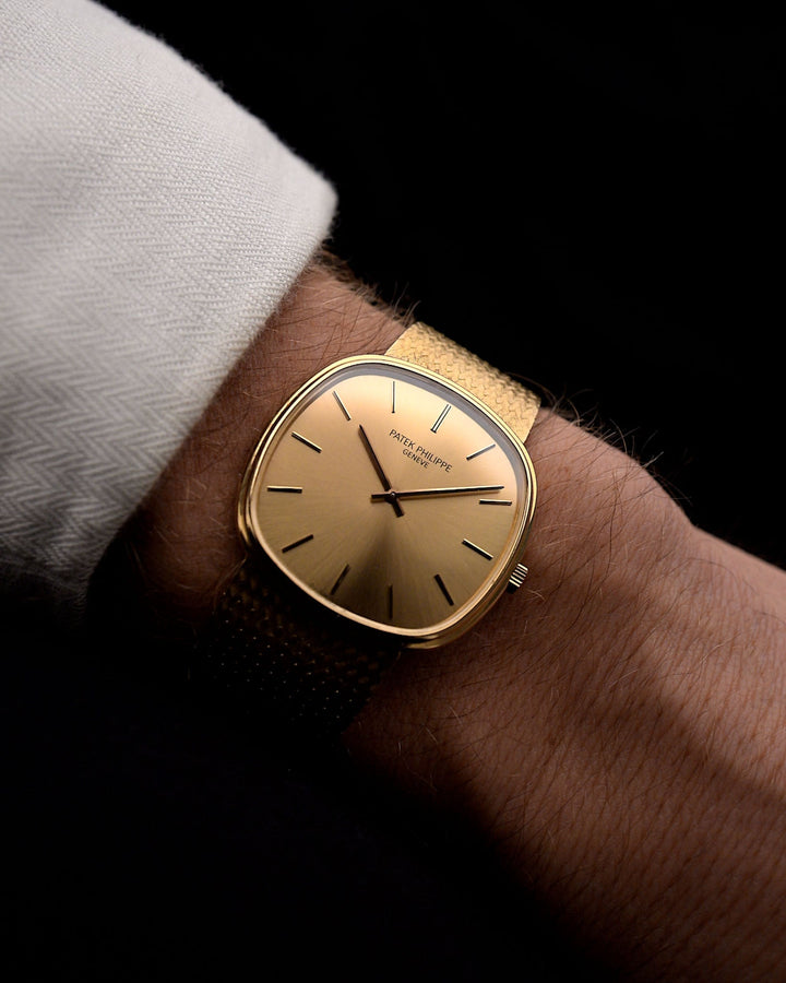 Patek-Philippe 18k Gold M96s Royal Look RR View