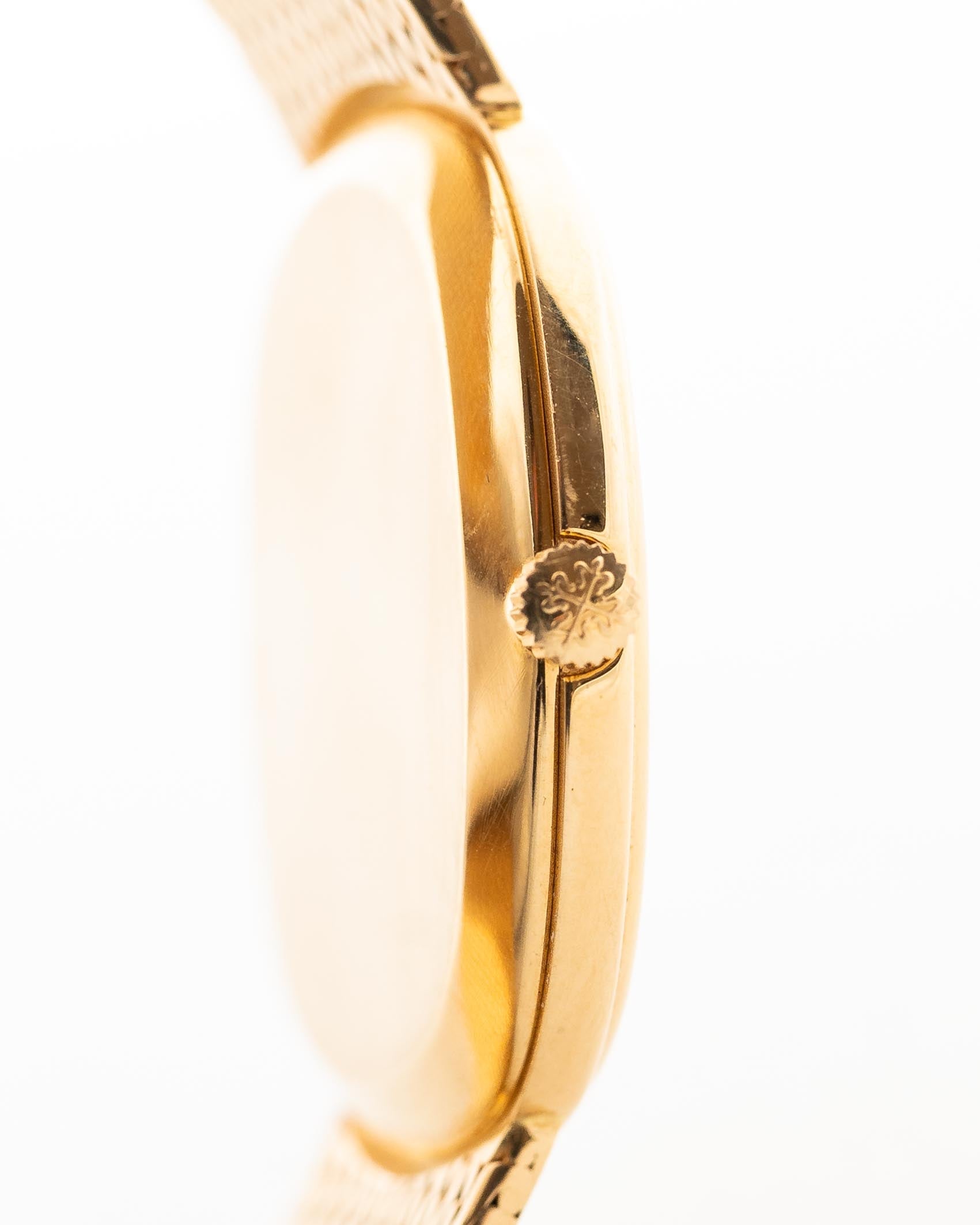 Patek-Philippe 18k Gold M96s Royal Look RR View