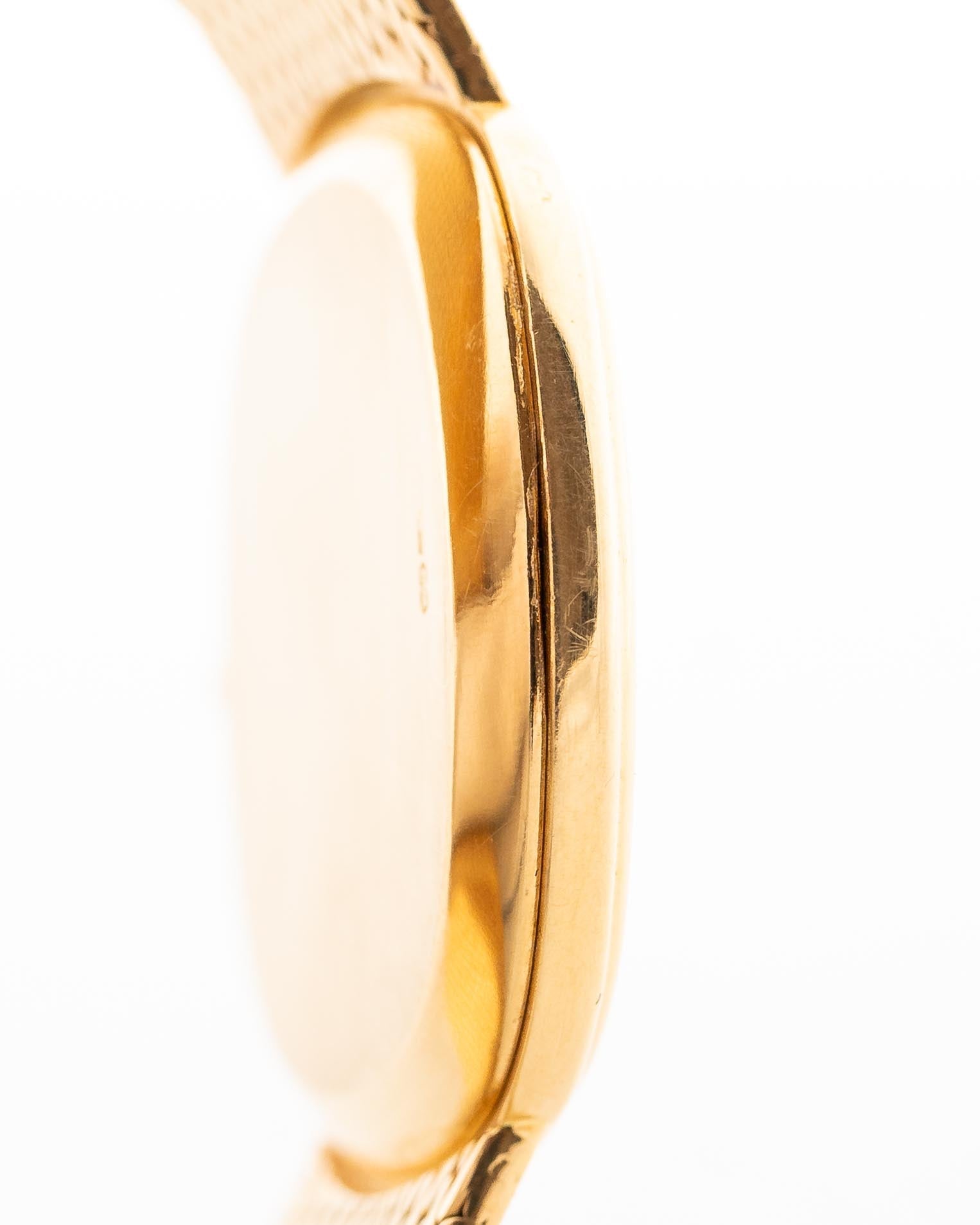 Patek-Philippe 18k Gold M96s Royal Look RR View