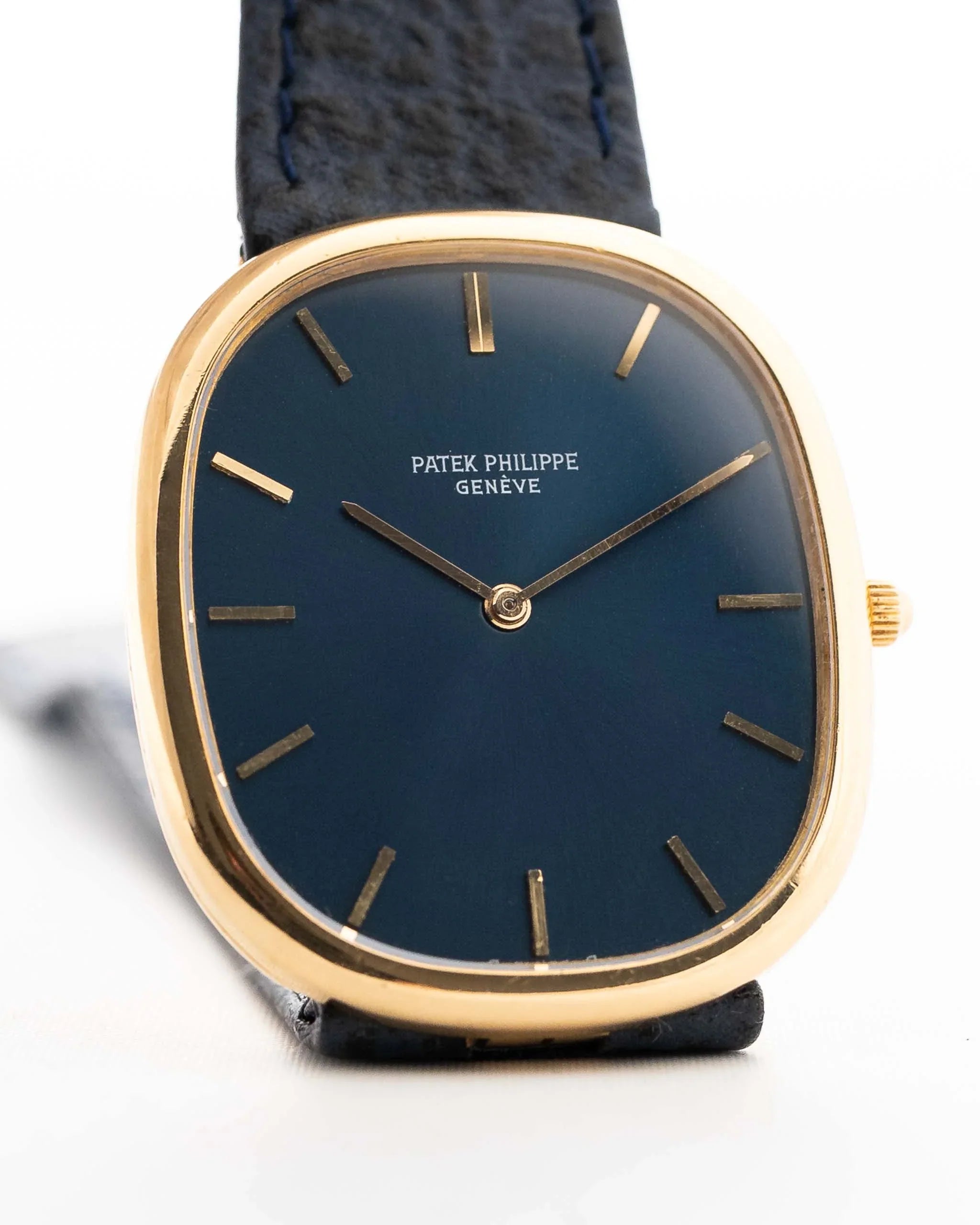 Patek Philippe.. 3738 Jumbo Ellipse 1980s