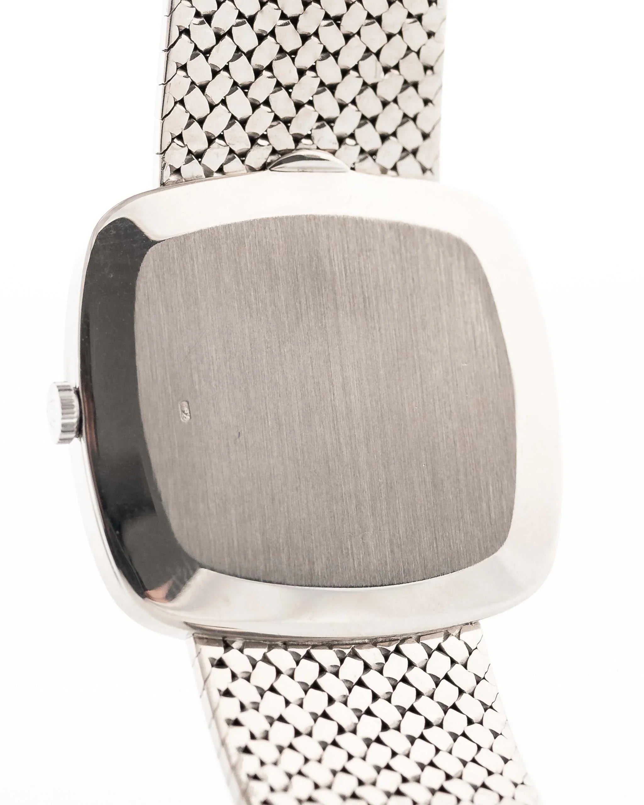 Royal Vintage 18k Blue Moon Royal Attraction