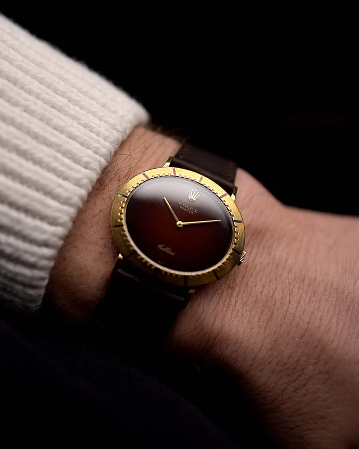 Royal Red & Gold Moon Cellini 4083 Ombre 1973