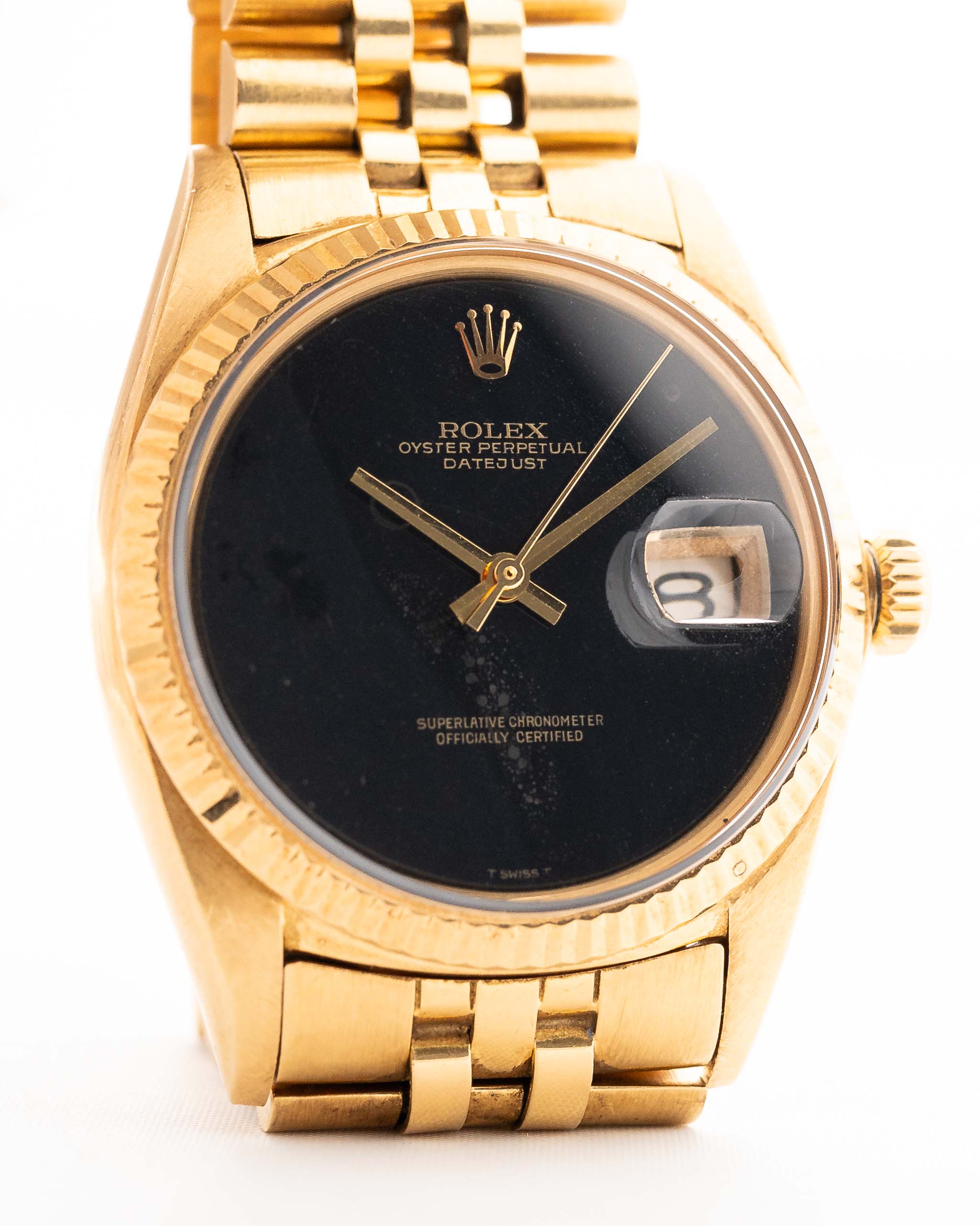 Royal Smoky  Black Glit Live Attraction AMG 1601 18k Gold